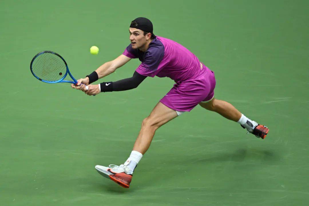 队追求胜利 队追求胜利