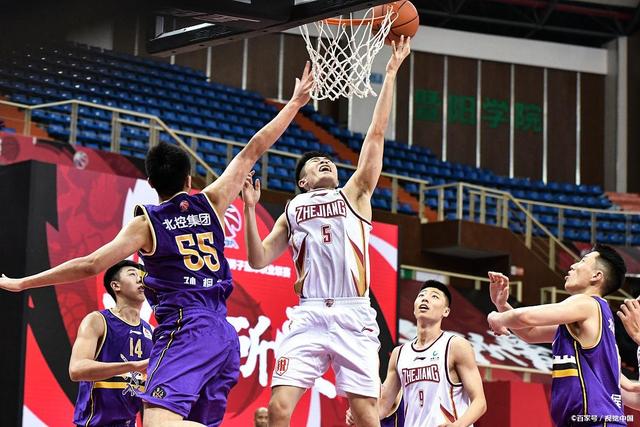 强强对话往 强强对话往