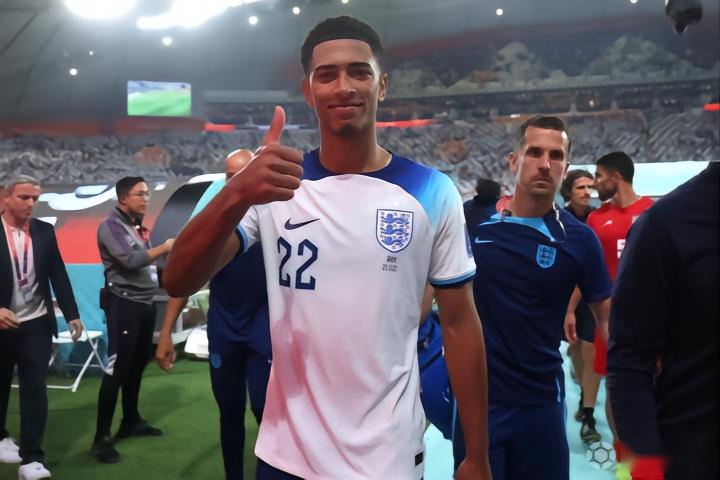 更年轻的曲 更年轻的曲