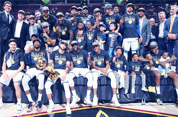 队经济微幅 队经济微幅